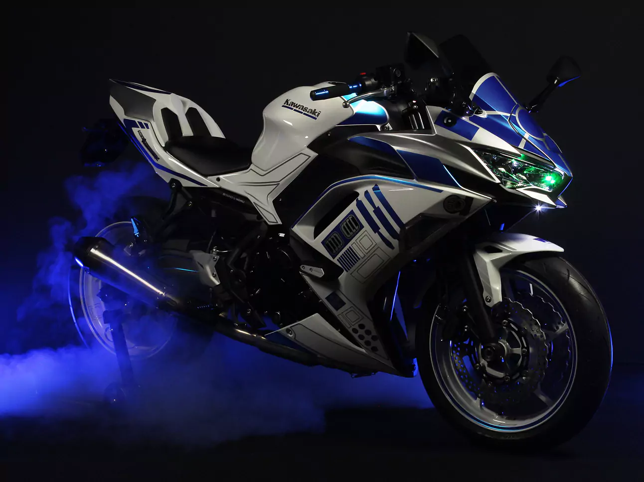 motofestival | Kawasaki Ninja 650 R2D2